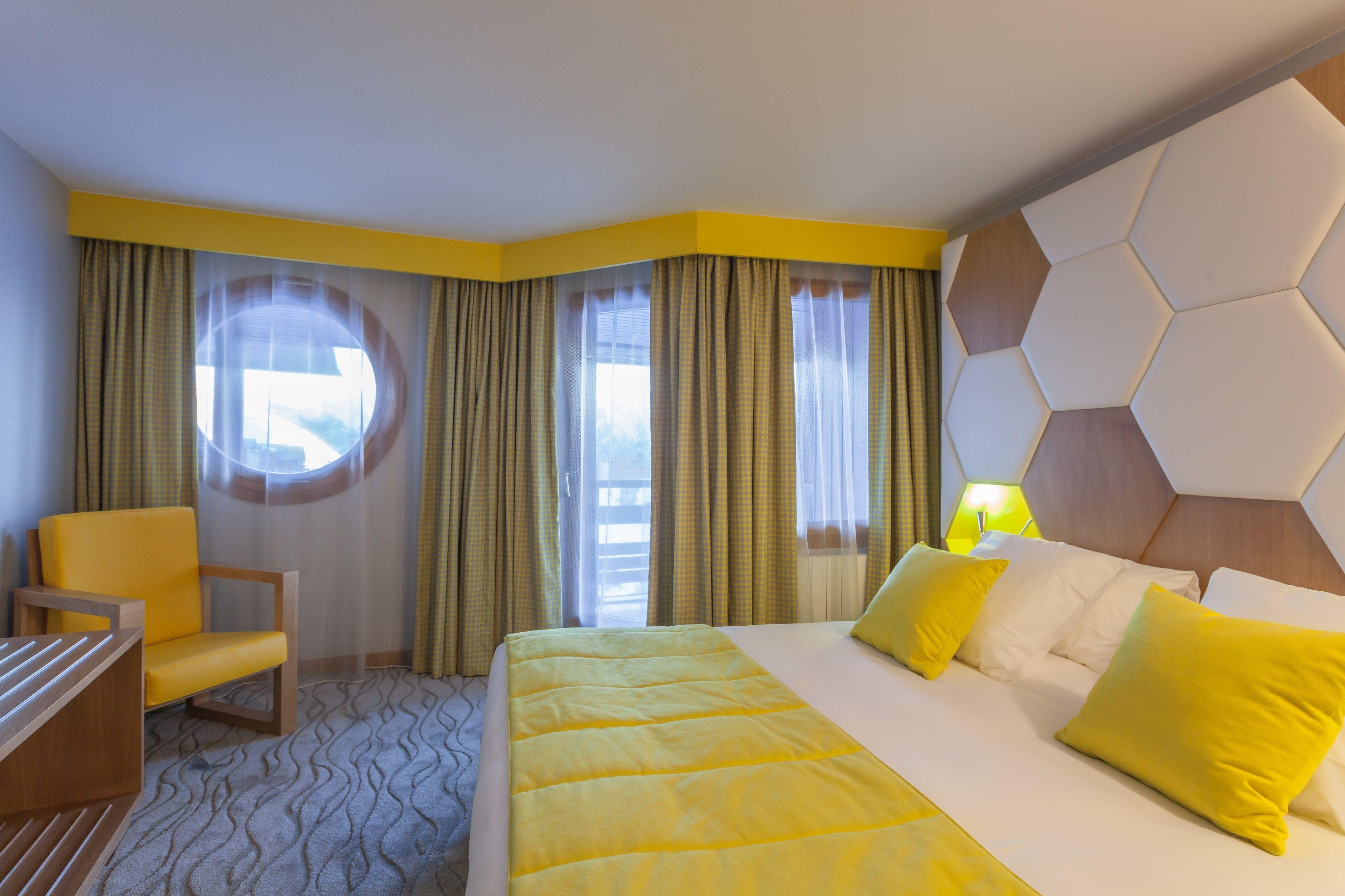 Royal Ours Blanc Boutique Hotel & Spa Альп-д'Юэз Экстерьер фото